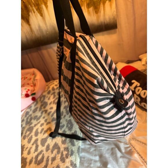 Victorias secret signature stripe pink/black shopper duffle bag fashion - Picture 6 of 8